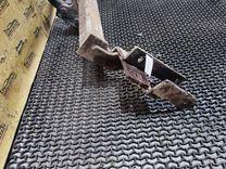 Прицепное устройство (фаркоп) 527KXE Mitsubishi Carisma купить в магазине запчастей бу