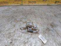 Петля двери задней правой O5MXXB Ford Fiesta