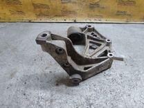 Рычаг передний правый W75W09 Volkswagen Polo купить на авторазборке